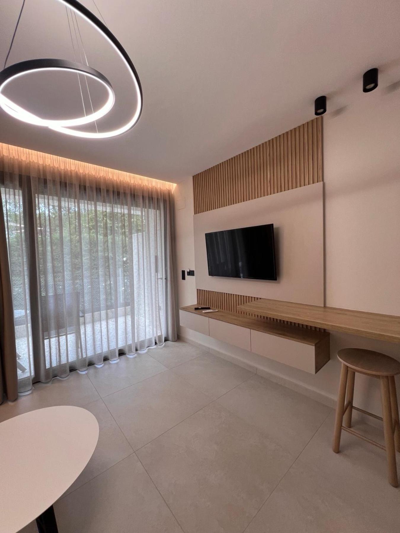 Sealuxe Living Aparthotel Nea Iraklitsa Bagian luar foto