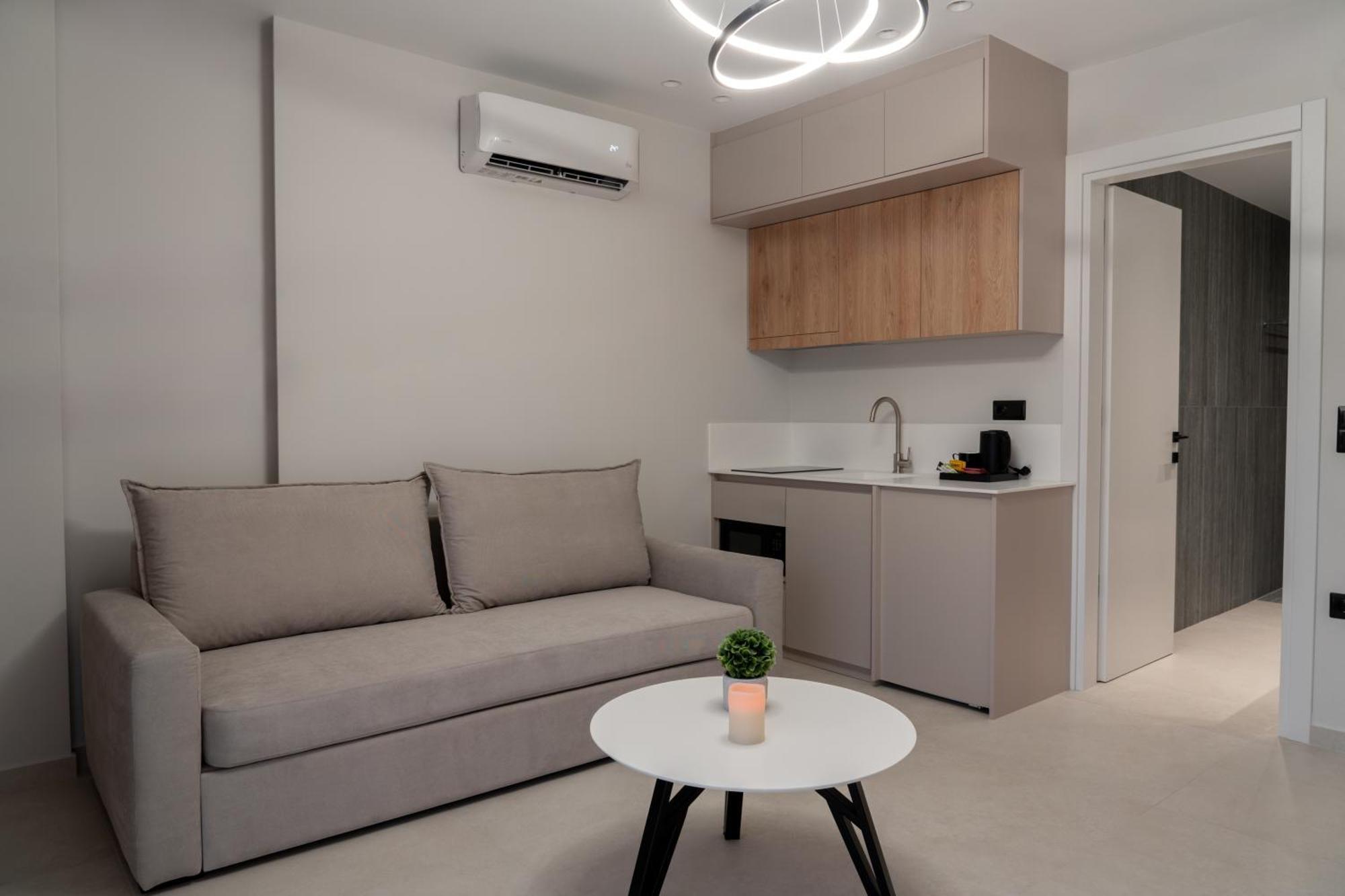 Sealuxe Living Aparthotel Nea Iraklitsa Bagian luar foto